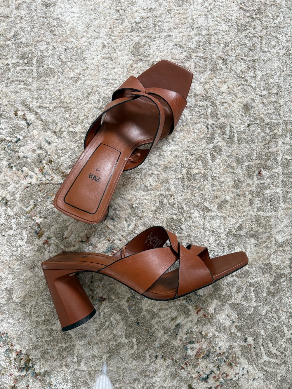 Zara Brown Crossover Strap Block Heel Sandals